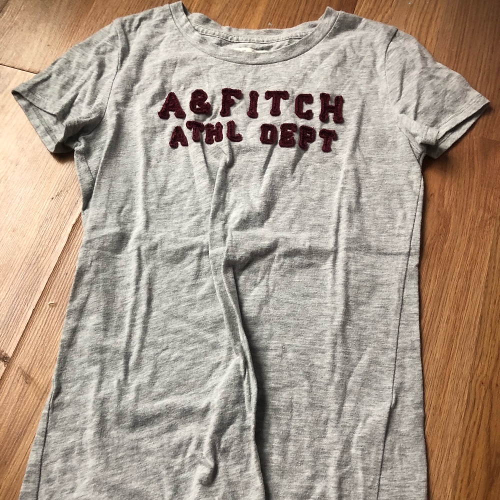 Short sleeved shirt